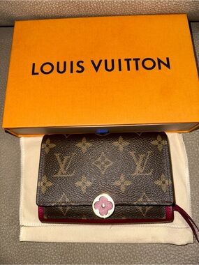 LV Portefeuille Flore Compact Bifold Wallet Brown Leather & Fuchsia w/ Hot Stamp